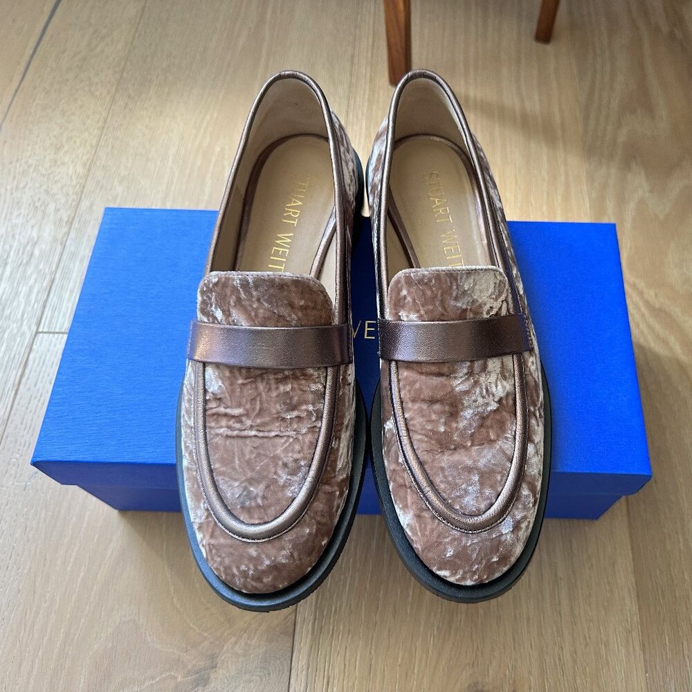 Stuart Weitzman pink velvet loafers size 7.5